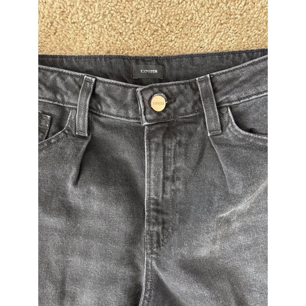 Express Womens Relaxed Tapered Mid-Rise Black Jeans, new without tags, 4 Long - Picture 3 of 5